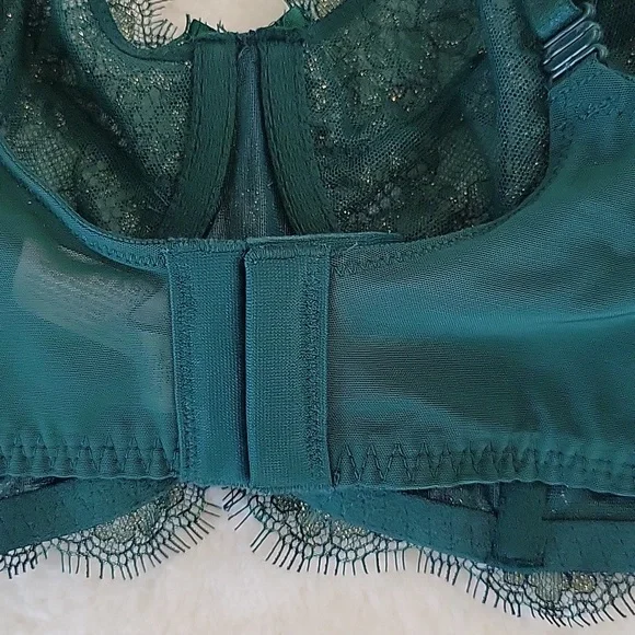 Victoria's Secret Dream Angels Underwire  Pushup Bra W/Out Padding 34D NWOT - Picture 9 of 12